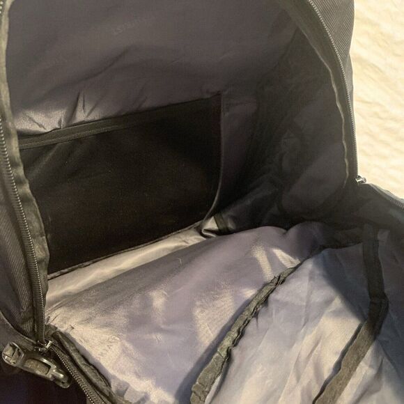 Victoria Tourist Solid Black Backpack - Picture 7 of 12